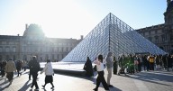 El Museo del Louvre cierra oficinas y una galería por preocupaciones de fragilidad estructural