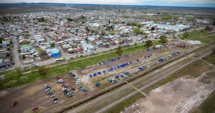 Fernández Oro: gremios proponen destinar el 10% de las tasas a subir salarios municipales