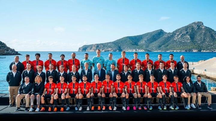 El Mallorca hace la foto oficial 2025