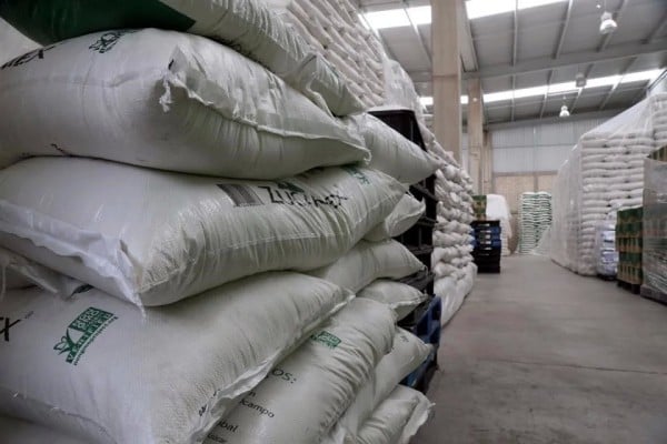 Celebran productores de azúcar aranceles a importaciones