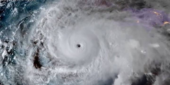 Hurricane Melissa survivors share harrowing hotel experience