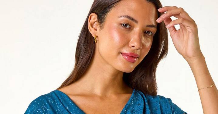 'Fabulous' £25 sparkly top perfect has shoppers obsessed