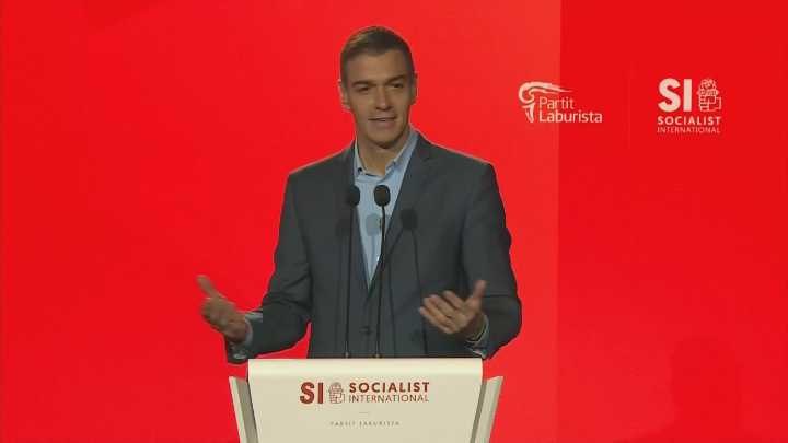 Sánchez acusa a dereita de estar nun black friday constante e vender a democracia
