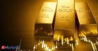 Gold steady as focus turns to Fed minutes, US jobs report