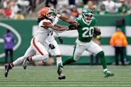 Kickoff, put return TDs help Jets earn second straight win after week of trades