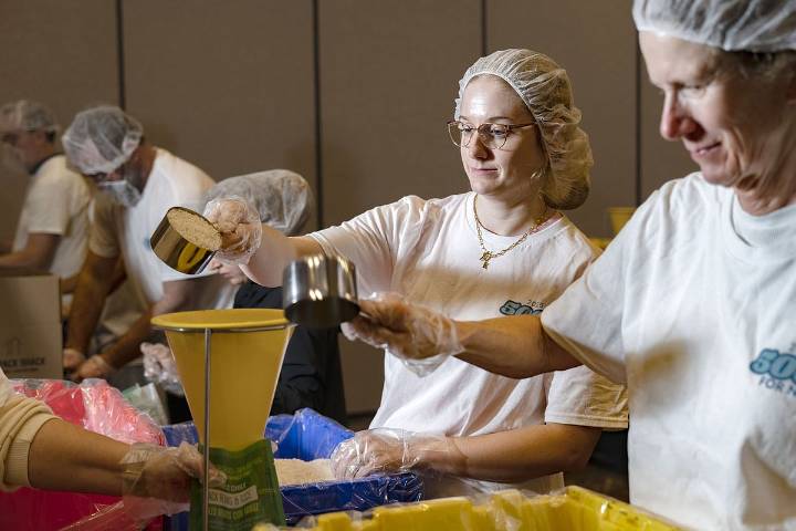 Northwest Arkansas food assistance groups look at short