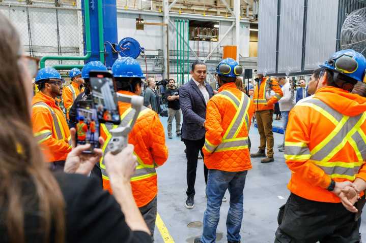 Manitoba signs on for proposed east-west power plan – Winnipeg Free Press