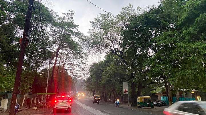 Madhya Pradesh November 2, 2025, Weather Updates: Rain to Continue in Several Districts Including Jhabua, Chhindwara, Barwani; Cold to Intensify After November 5