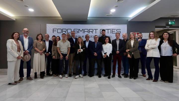 Nueve municipios de Castellón y Alicante recogen su Guía Smart City