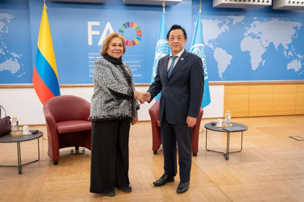 Canciller Villavicencio fortalece en Roma alianzas para la seguridad alimentaria, el desarrollo rural y la paz