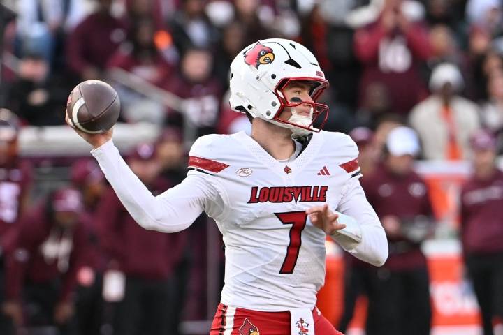 Deadspin | No. 20 Louisville anxious to erase Cal clunker, arms up for Clemson, Cade Klubnik