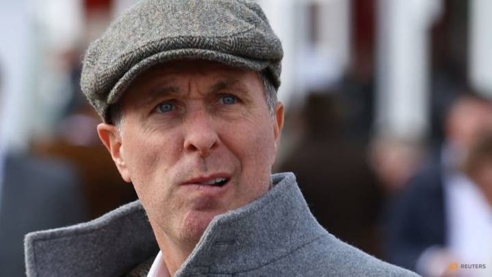 England would be amateurish not to play pink