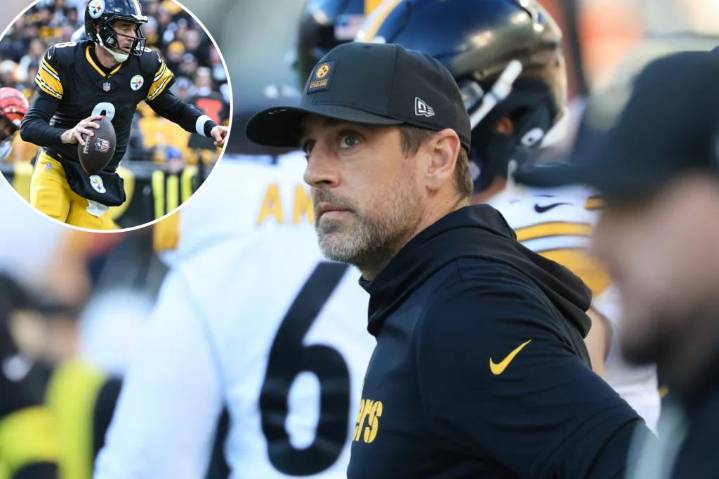 Steelers QB Aaron Rodgers grappling with 'at least three fractures' in wrist