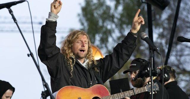 Group sues Quebec City for cancelling July show of U.S. Christian singer Sean Feucht