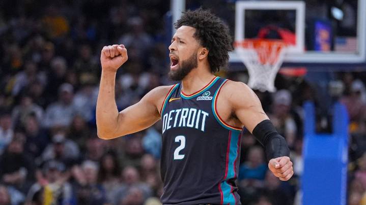 Pistons win 13th straight to tie franchise record, beating the Pacers 122