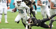 Achane rushes for 134 yards and a TD to help Dolphins edge Saints 21