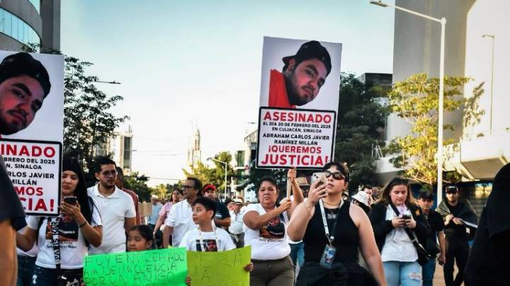 Generación Z toma las calles en marcha por la paz y contra la violencia en Culiacán