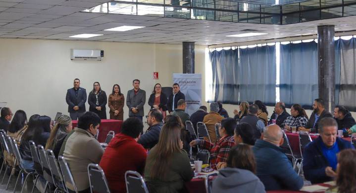 Ofrece Educación taller de desarrollo socioemocional para docentes de Telesecundaria