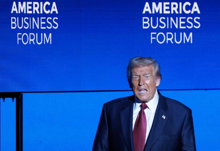 Trump dice que los neoyorkinos escaparán del “régimen comunista” de Mamdani