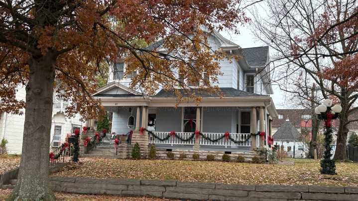 7 homes in Bedford area featured in Christmas Tour of Homes