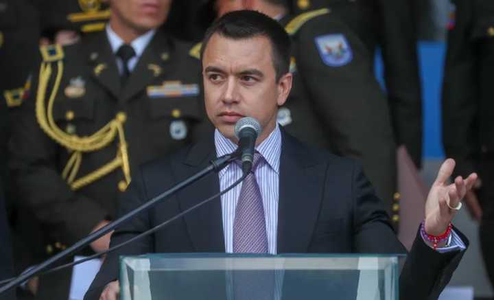 Duro revés para Noboa: Ecuador rechaza en referéndum acoger bases militares extranjeras y reescribir la Constitución