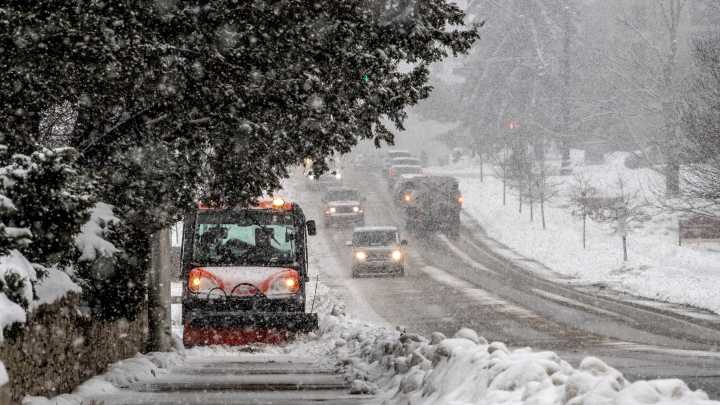 Snow is likely for Thanksgiving weekend in Bloomington. What to know.