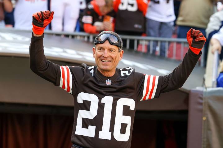 Cleveland Legend Bernie Kosar Forced to Miss New Browns vs Old Browns (Ravens) Game; Sends Message From Hospital