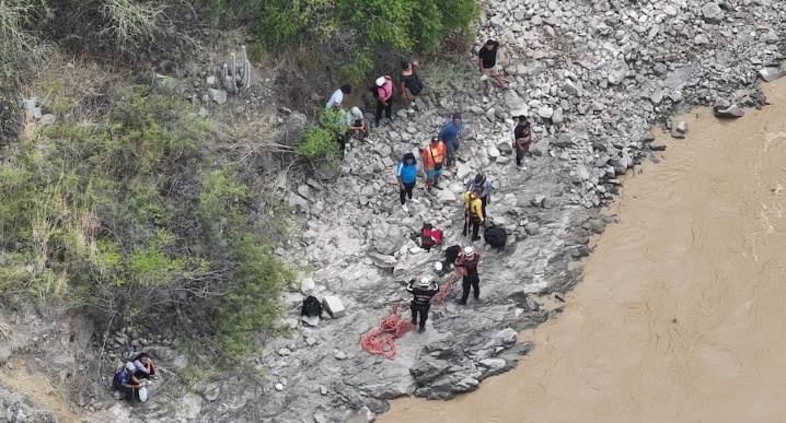 La Libertad: Buscan a chofer y egresado de la UNT en el río Marañón