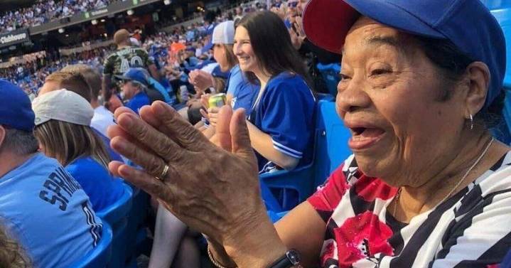 Brought closer by playoff fever, Blue Jays fans find ways to move on