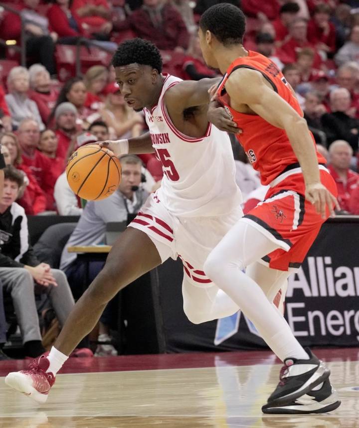 Deadspin | No. 24 Wisconsin coming off resounding win when NIU visits