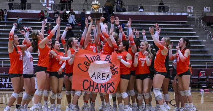 Roar and score: Photos from Celina's area playoff win over Life Waxahachie