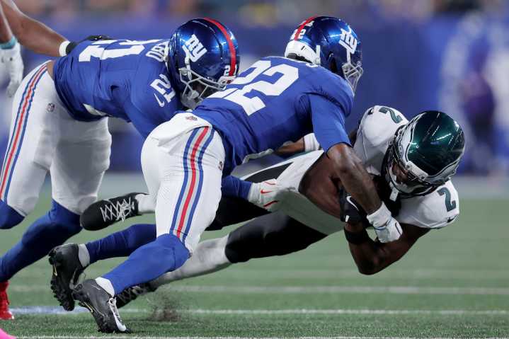 Giants’ $54 million gamble hasn’t fixed the Deonte Banks problem