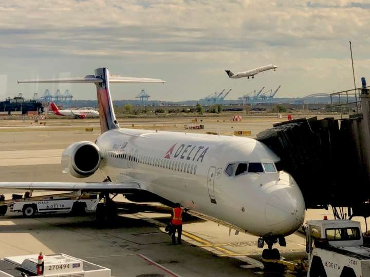 Nearby airport tops list of most likely to see Thanksgiving travel delays