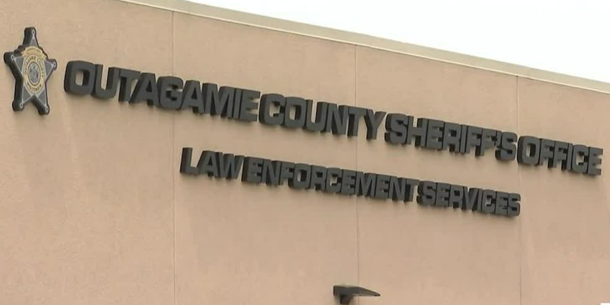 One dead after two-vehicle crash in Outagamie County