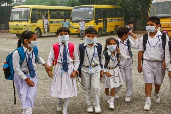 Toxic air surge in Delhi-NCR leaves residents fatigued, say doctors