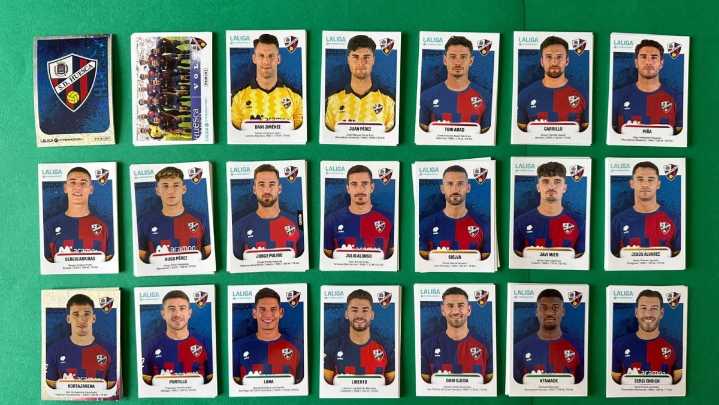 Los cromos del Huesca ya están en la calle: "El año pasado tuvo un éxito desmedido"
