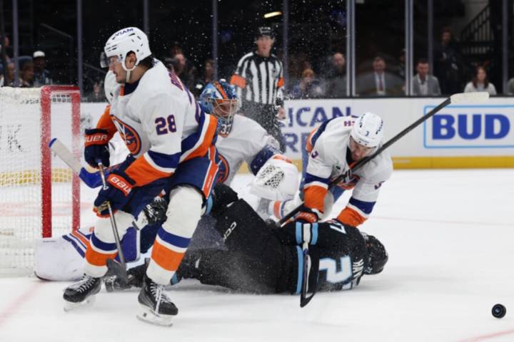 NHL News and Injuries: Canadiens, Sabres, Stars, Bruins, Canes, Blackhawks, Islanders and Jets