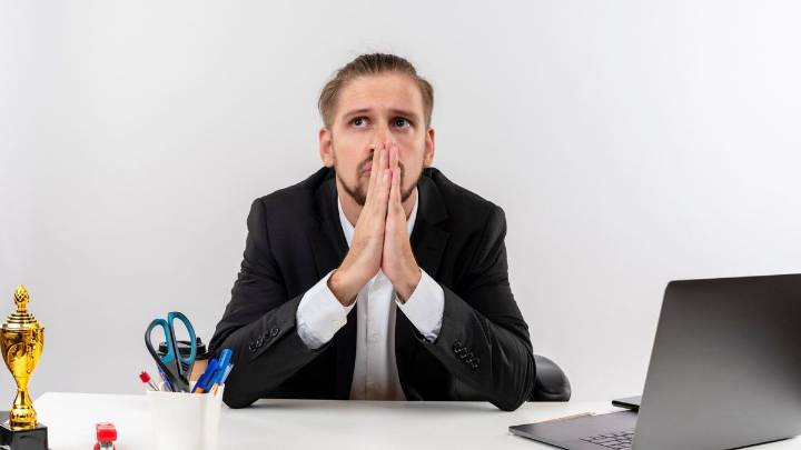 Cómo reconocer a un jefe tóxico y decidir si es momento de renunciar o quedarse