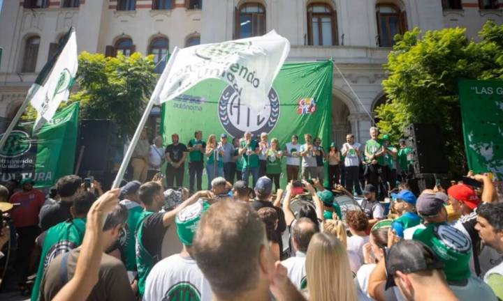 Paro estatal: el Gobierno advirtió que les descontará el día a quienes adhieran