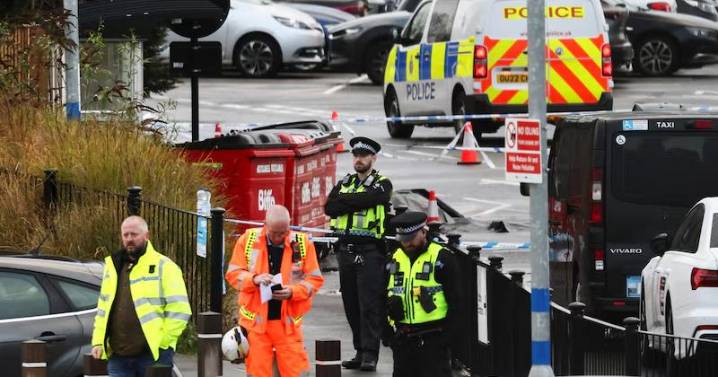 Multiple People Stabbed on UK Train; Two Arrested as Police Probe Motive