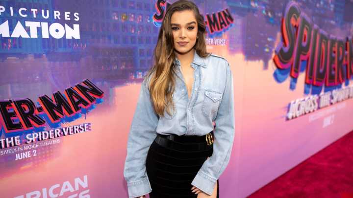 Josh Allen never misses unusual game day ritual with wife Hailee Steinfeld before Bills take field