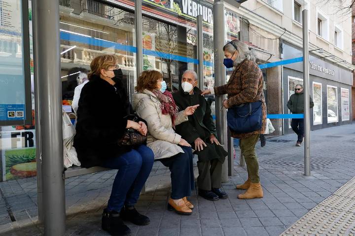 Los médicos de primaria alertan sobre el adelanto de la epidemia de gripe y advierten sobre una nueva variante del virus