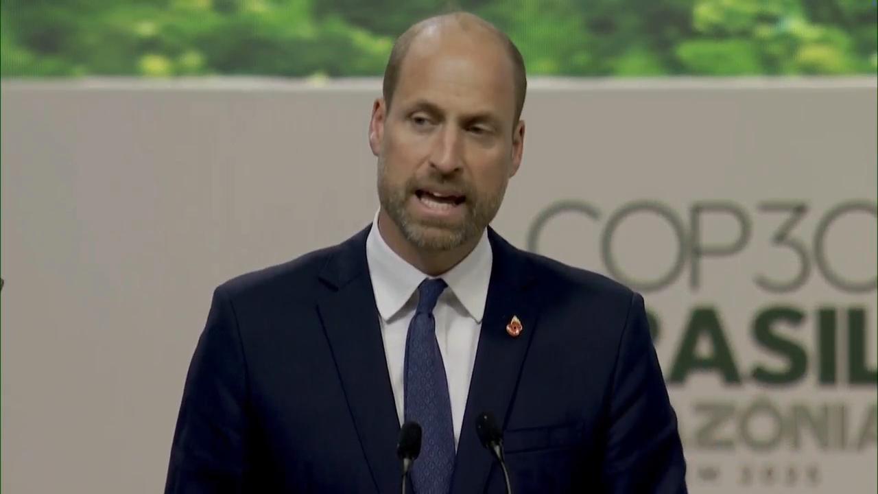 Prince William and UK Prime Minister Keir Starmer speak at opening of COP 30