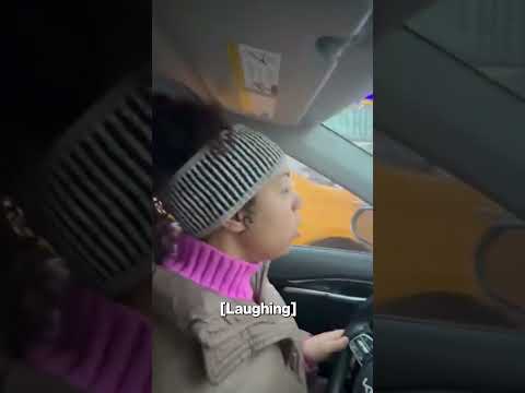 Wild Video Shows Rat Clinging to Car Hood on Busy NYC Road #shorts