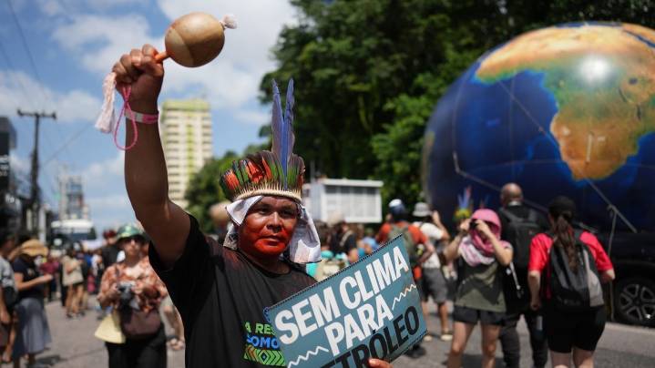 Nations hit by natural disasters tell ministers at climate talks to act