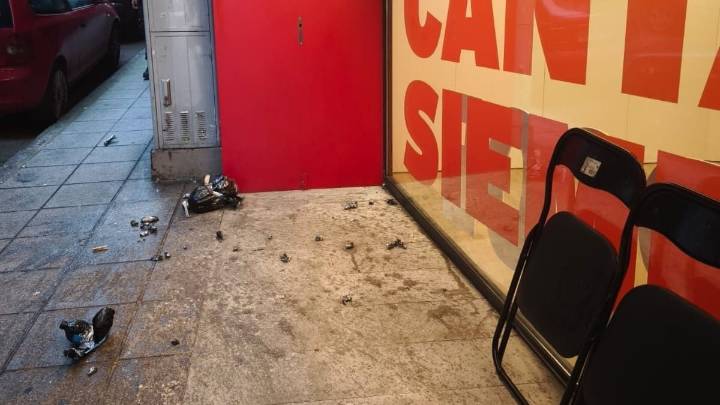 Saludos fascistas, vinculación con Falange y búsquedas para hacer explosivos: las pruebas que señalan a los autores del ataque a la sede del PSOE de Cantabria