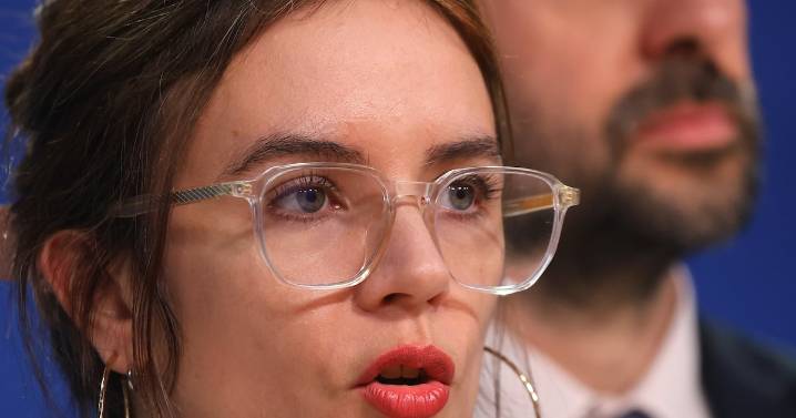 Ad portas de discusión en el Senado: Vallejo espera que discusión presupuestaria “se siga normalizando”