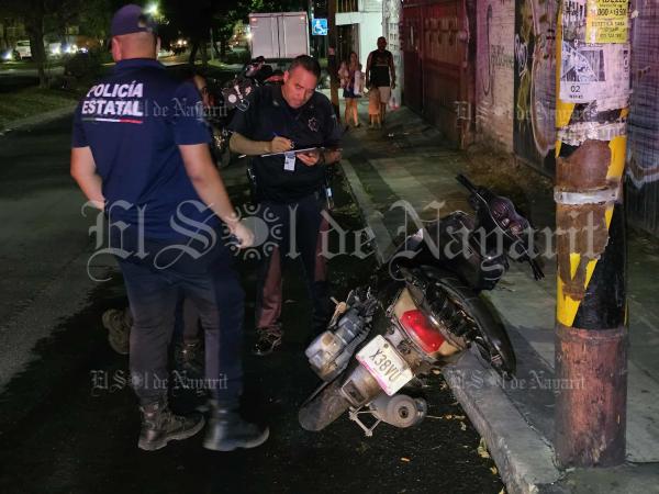 Derrape de motoneta deja 4 heridos en la col. El Rodeo
