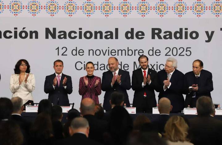 Sheinbaum pide revisar tiempos de partidos en medios