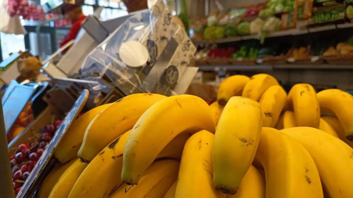 Detienen al repartidor de una frutería de Zaragoza que estafó 5.000 euros a una clienta con discapacidad